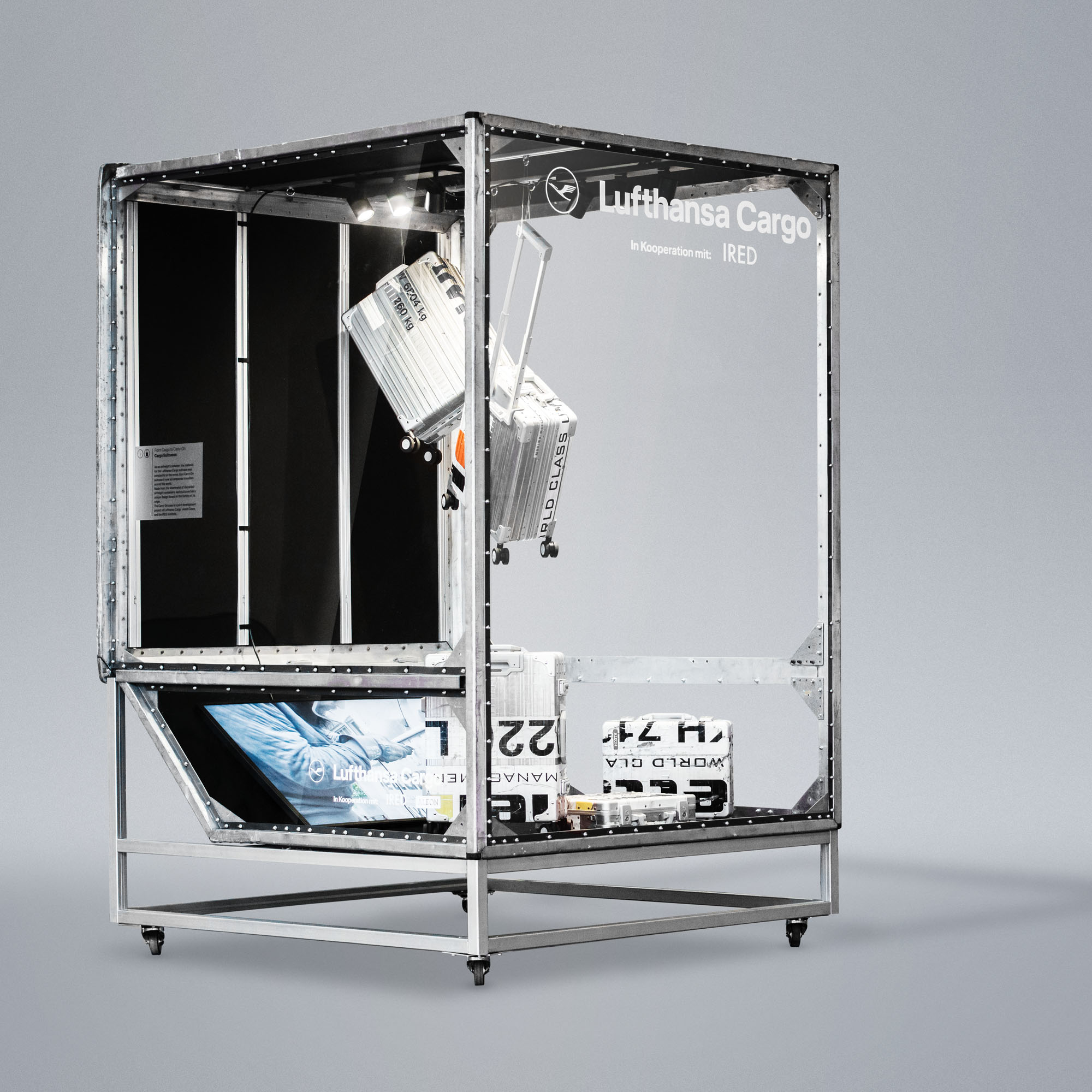 Lufthansa Cargo Display Showcase for exhibitions, design and implementation IRED Institute